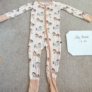 The Sleepy Sloth Wild & Free Zippy